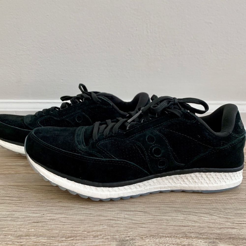 Saucony Everun Sole Black Men’s Sneaker Size 8
